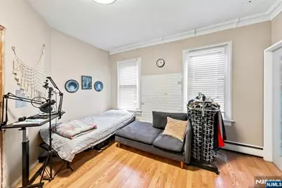 34 Chestnut Street, Kearny, NJ 07032 - Photo 7