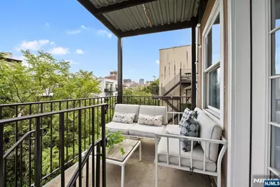 225 Clinton Street 4 #4, Hoboken, NJ 07030 - Photo 23
