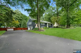 561 Bernita Dr, River Vale Township, NJ 07675 - Photo 3