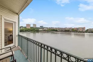 106 The Promenade, Edgewater, NJ 07020 - Photo 3