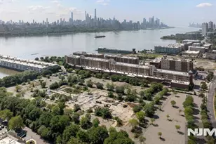 106 The Promenade, Edgewater, NJ 07020 - Photo 7
