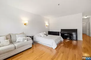106 The Promenade, Edgewater, NJ 07020 - Photo 19