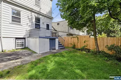 126 Wildwood Avenue, Montclair, NJ 07043 - Photo 21