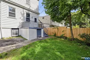 126 Wildwood Ave, Montclair, NJ 07043 - Photo 21