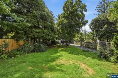 126 Wildwood Avenue, Montclair, NJ 07043 - Photo 19