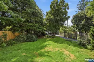 126 Wildwood Ave, Montclair, NJ 07043 - Photo 19