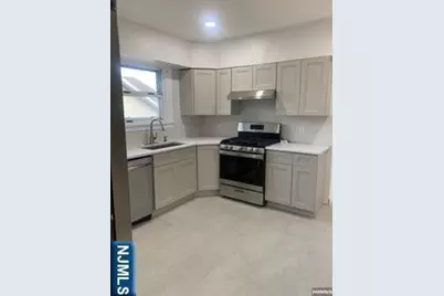 53 Genevieve Avenue 2 #2, Hawthorne, NJ 07506 - Photo 3