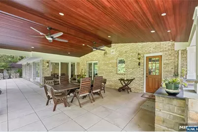 963 Huron Road, Franklin Lakes, NJ 07417 - Photo 17
