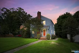 125 Midwood Rd, Glen Rock, NJ 07452 - Photo 1