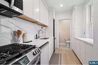 208 3rd Street, Hoboken, NJ 07030 - Photo 7