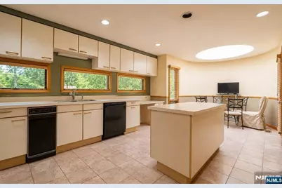 4 High Mountain, Lincoln Park, NJ 07035 - Photo 3
