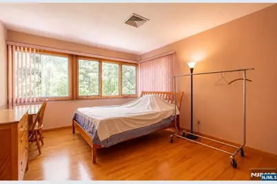 4 High Mountain, Lincoln Park, NJ 07035 - Photo 9