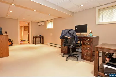 638 Asbury Street, New Milford, NJ 07646 - Photo 23