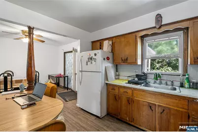 310 Main Street, South Hackensack Township, NJ 07606 - Photo 25