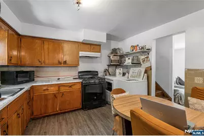 310 Main Street, South Hackensack Township, NJ 07606 - Photo 23
