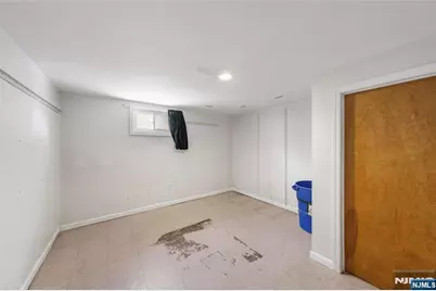 466 Delavan Avenue, Newark, NJ 07107 - Photo 25