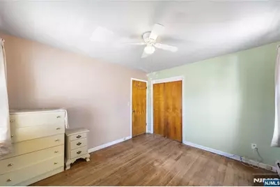 466 Delavan Avenue, Newark, NJ 07107 - Photo 13