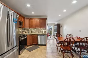 411 Heights Dr 8, Haledon, NJ 07508 - Photo 15