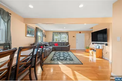 109 Maple Hill Road, Clifton, NJ 07013 - Photo 7