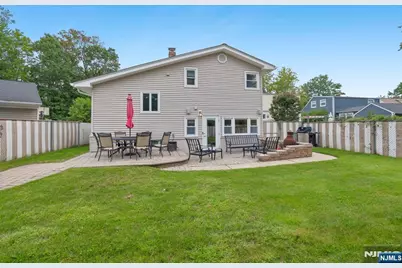 175 Marginal Road, Elmwood Park, NJ 07407 - Photo 35
