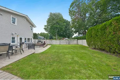 175 Marginal Road, Elmwood Park, NJ 07407 - Photo 39