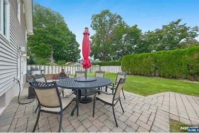 175 Marginal Road, Elmwood Park, NJ 07407 - Photo 37
