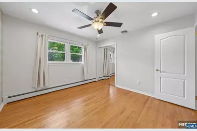 175 Marginal Road, Elmwood Park, NJ 07407 - Photo 25