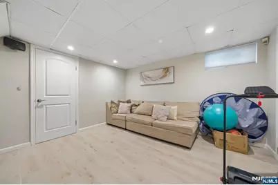 175 Marginal Road, Elmwood Park, NJ 07407 - Photo 33
