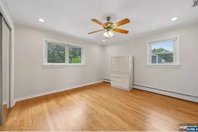 175 Marginal Road, Elmwood Park, NJ 07407 - Photo 23