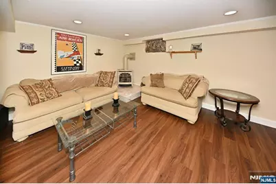 700 Evans Street, Paramus, NJ 07652 - Photo 21
