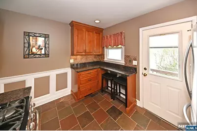 700 Evans Street, Paramus, NJ 07652 - Photo 9
