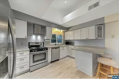 148 Main Avenue 142 #142, Passaic, NJ 07055 - Photo 5