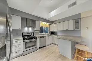 148 Main Ave 142, Passaic, NJ 07055 - Photo 5