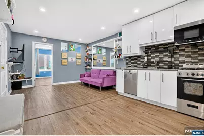 502 Livingston Court N502 #N502, Edgewater, NJ 07020 - Photo 7