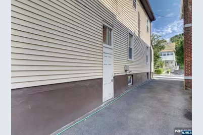60 Montague Place 1 #1, Montclair, NJ 07042 - Photo 3