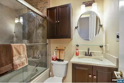 124 Falls Bridge Drive 629 #629, Totowa, NJ 07512 - Photo 15