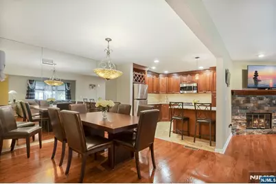 124 Falls Bridge Drive 629 #629, Totowa, NJ 07512 - Photo 7