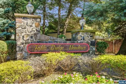 124 Falls Bridge Drive 629 #629, Totowa, NJ 07512 - Photo 1
