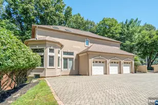 307 Daffodil Dr, Norwood, NJ 07648 - Photo 5