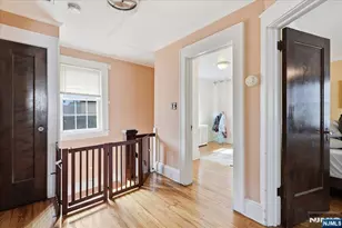 187 Kings Ct, Teaneck Township, NJ 07666 - Photo 9