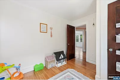187 Kings Court, Teaneck Township, NJ 07666 - Photo 13