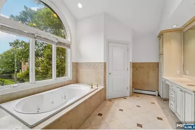 14 Leighton Street, Englewood Cliffs, NJ 07632 - Photo 25