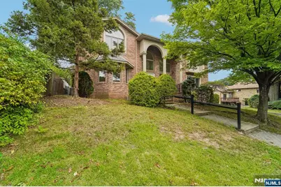 14 Leighton Street, Englewood Cliffs, NJ 07632 - Photo 1