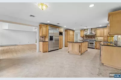 14 Leighton Street, Englewood Cliffs, NJ 07632 - Photo 13