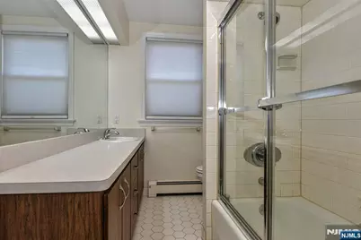 175 Center Avenue 2nd Floor #2nd Floor, Westwood, NJ 07675 - Photo 21