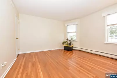 175 Center Avenue 2nd Floor #2nd Floor, Westwood, NJ 07675 - Photo 9