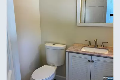 39 Van Buskirk Road, Teaneck Township, NJ 07666 - Photo 5