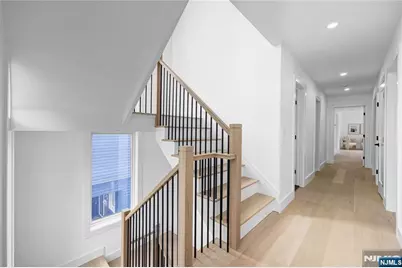127 Washington Avenue, Rutherford, NJ 07070 - Photo 29
