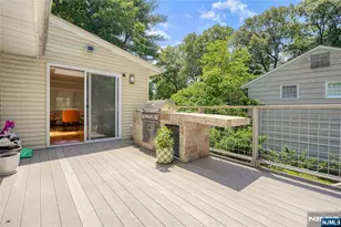 318 Briarcliff Ln, Paramus, NJ 07652 - Photo 27