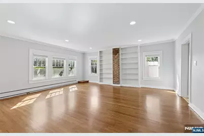 166 Crescent Avenue, Waldwick, NJ 07463 - Photo 5